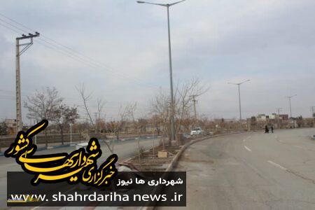 زیبا سازی و موزاییک فرش وسط آیلند بلوار امام حسین (ع) توسط شهرداری قاین