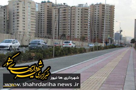اتمام پیاده رو سازی بلوار آیت الله مجتبی تهرانی در در منطقه22 تهران