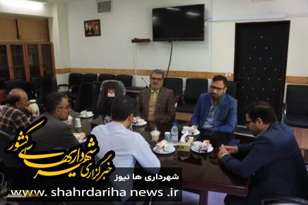 دیدار شهردار و اعضای شورای اسلامی شهر با ریاست دادگستری و دادستان عمومی و انقلاب اسلامی شهرستان محلات به مناسبت هفته قوه قضاییه