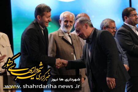 تقدیر رییس سازمان شهرداری‌ها و دهیاری‌های کشور از مسعود نصرتی مدیر نمونه پایتخت