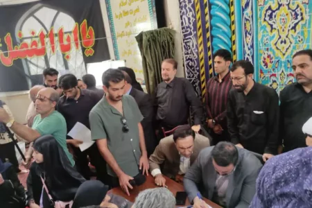  شهردار کرمانشاه: وظیفه خود می دانیم به همه نقاط شهر خدمات رسانی کنیم