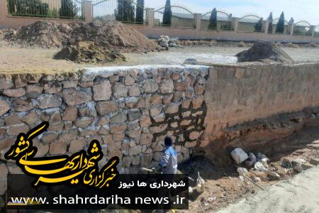بندکشی دیوار کانال دفع آب های سطحی کوهپایه