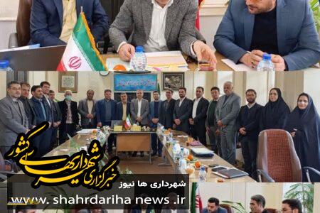 تقدیم بودجه ۱۳۰۰ میلیارد تومانی شهرداری شهرضا به شورای شهر
