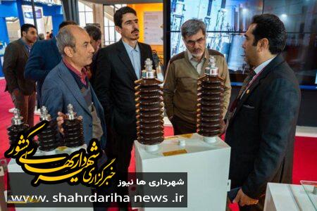 بازدید معاون مالی، حقوقی و مجلس وزیر نیرو از نمایشگاه بین المللی صنعت برق