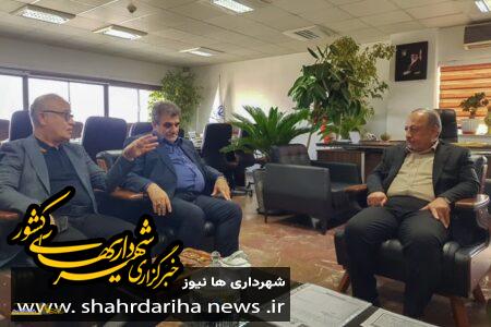 بررسی راهكارهای حمایت از تولید ملی و نوسازی ناوگان حمل‌ و نقل عمومی