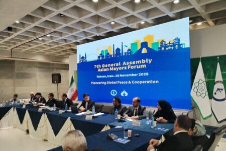 کلانشهر شیراز نایبرئیس مجمع شهرداران آسیایی شد