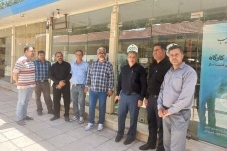 بازدید شهردار گلپایگان و مسئولین شهرستان از بازارچه صنایع‌دستی گلپایگان