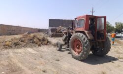 جمعآوری نخالهها و پاکسازی بلوار بیبی سکینه(س) در ماهدشت
