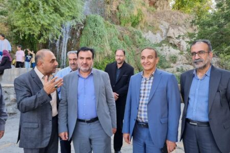 بازدید مدیرکل مدیریت بحران استانداری اصفهان و فرماندار ویژه کاشان از زیرساخت‌های گردشگری نیاسر