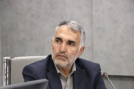 عضو شورای شهر شهرکرد: رفع موانع تولید، مسیر رونق اقتصادی شهرکرد را هموار میکند