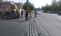 جایگزینی پلهای فلزی با پل های دالهای بتنی در معابر شهر ورامین