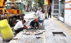 شهردار خمین: سنگ فرش خیابان فردوسی جنوبی خمین بی وقفه در حال اجراست