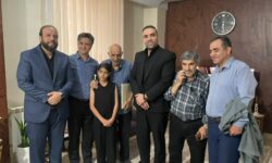 عیادت شهردار اسلامشهر از خبرنگار پیشکسوت