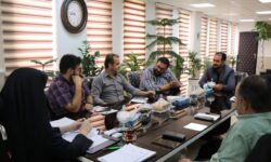 نشست هماهنگی برپایی موکب خدمترسانی به زائران پیاده روی ارض طوس در شهرداری پیشوا