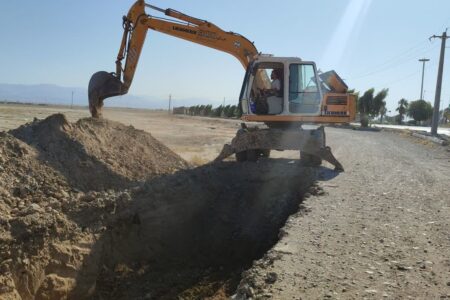 اجرای ۴۰۰ متر کانال سنگی در فرح‌آباد و هرمزآباد شهر مهران