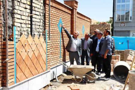 بازدید مدیرکل دفتر امور شهری استانداری مرکزی از پروژه‌های عمرانی شهر خمین