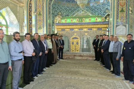 تجدید میثاق مسئولان شهرستان نطنز با آرمان‌های والای شهدا