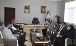 دیدار شهردار و اعضای شورای اسلامی شهر گلسار با فرماندار ساوجبلاغ به مناسبت هفته دولت