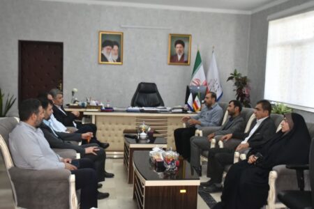 دیدار شهردار و اعضای شورای اسلامی شهر گلسار با فرماندار ساوجبلاغ به مناسبت هفته دولت