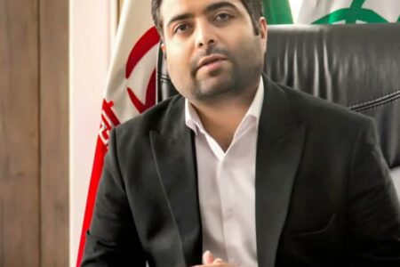 اجرای فاز نخست طرح آبیاری تحت شبکه بلوار شهید سلیمانی شهر برزک