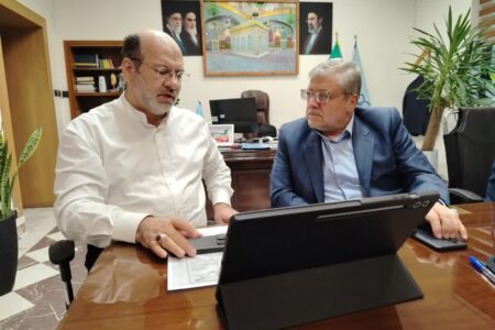 بازدید سرزده شهردار مشهد از معاونت مالی و پشتیبانی؛ تأکید بر شفافیت و تکریم سرمایه‌های انسانی