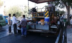 آسفالت‌ریزی مکانیزه شهرک طاق سپهر در پیشوا آغاز شد