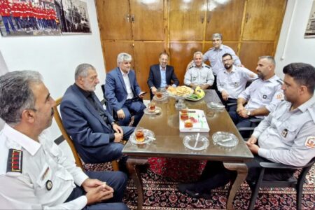 حضور شهردار نشتارود در مرکز آتش‌نشانی شهرداری به مناسبت روز ملی آتش‌نشانی و ایمنی