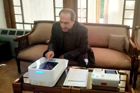  مانور عملی برگزاری انتخابات در استانداری اصفهان برگزار شد
